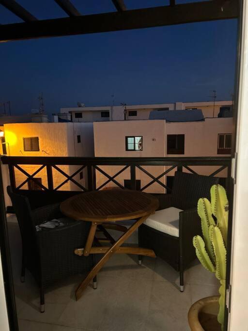 Moderno Apartamento Cerca Al Mar Tías Eksteriør billede